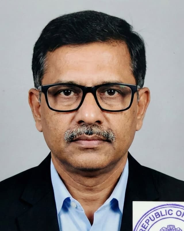 Prof. Jonathan Hale portrait