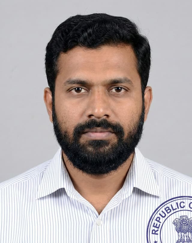 Dr. Meera Nair portrait